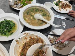 -老妈疙瘩汤·平价海鲜专门店·老威海菜(渔港路店)