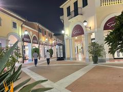 -佛罗伦萨小镇广佛名品奥特莱斯(疏港路店)