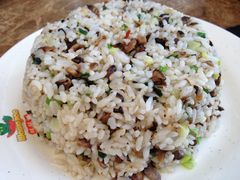 酸菜炒饭-蛙蛙叫干锅年代(簋街总店)