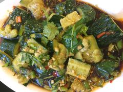 香茜手拍黄瓜-美极鲜食坊(宝安南路店)