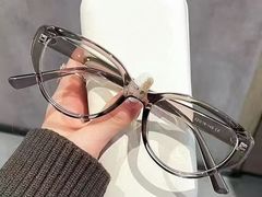 -爱视眸Eyeblling眼镜·依视路·蔡司镜片折扣店(百联南方商城购物中心)