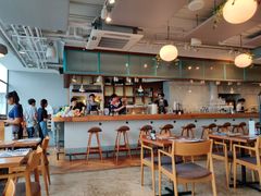 -ROAST coffee & eatery