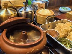 -银米·云南传统过桥米线(双廊黑金冠店)