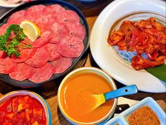 -明洞阿姨·韩式酱蟹烤肉·创意料理(三元桥店)