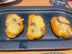 超值奶香芝士菌菇TAPAS-必胜客(龙泉万达店)