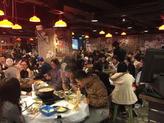 -鲜入围煮花胶鸡海鲜火锅