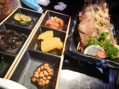 -鹤江桥·红油牛肉粉(SKP店)