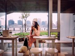 靠窗位-BLATAGE COFFEE
