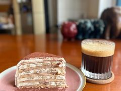 -Be Lived Cafe比例咖啡(摩天轮店)