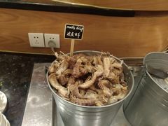 皮皮虾-东华假日酒店自助餐