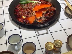 -扎起市井老火锅(乐山总店)