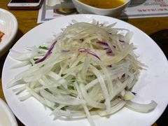 拌生洋葱-紫霞门韩国料理烤肉(深南东路店)