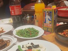 -千百味红餐厅·江西菜(绿地双子塔店)