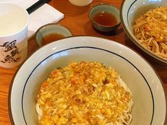 蟹黄鱼面-蟹黄鱼·深夜面馆(巨鹿路店)