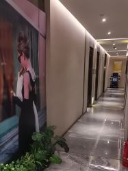 -香榭丽舍·生物护肤·问题肌护理中心