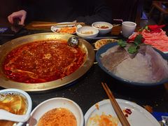 -周师兄大刀腰片火锅(洪崖洞旗舰店)
