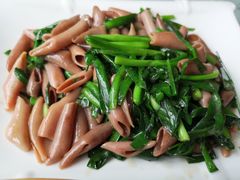 韭菜炒海肠-崴海渔村(虹梅路店)