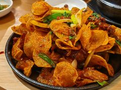 铁板土豆煎牛肉-长寿参鸡汤(朝韩风情街店)