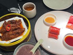 -蝴蝶里·粤菜·点心(滨江龙湖店)