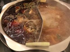 -忘情水鱼头·鲜鱼火锅(滨江中路店)