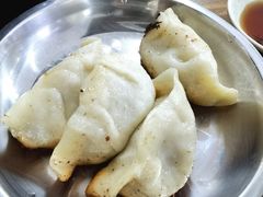 -黄阿姨锅贴大王(万航渡路店)