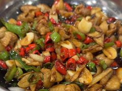 -湖南人家湘菜馆(镇江路店)