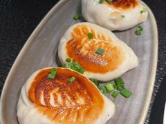 香煎烧汁包-蝴蝶里·粤菜·点心(滨江龙湖店)