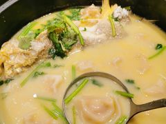 大汤黄鱼馄饨-望乡楼上海菜(日月光店)