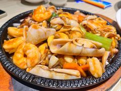 -小船渔村•大连菜•大连焖鱼(黄河路店)
