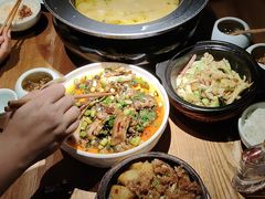-九锅一堂酸菜鱼(新南凯德直营店)