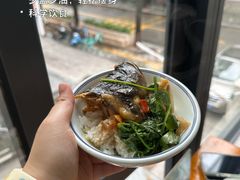 -九道菜有鸡鱼头(石鼓路店)