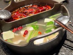 -三出山火锅(南京万象天地店)