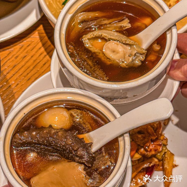 来厦门一定要吃一次福建名菜佛跳墙啊！
