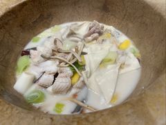 -滇香肴·云南菜蒸汽石锅鱼(云南北路店)