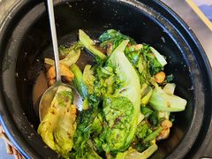 -潮界(LU·ONE凯德晶萃广场店)