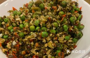 Sour Cabbage and Small Peas