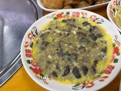 -明姨仔潮汕美食·碳炉猪脚·汕尾牛腩饭·起片鸡煲(起义路店)