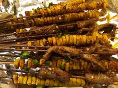 -拈签一笑黄牛肉辣卤串串