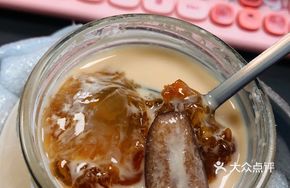 Ginger Milk Red Sugar Tendon Soup