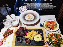 -YUE·6·西式融合餐厅(外滩六号店)