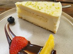 -Brut Eatery Wine Bar & Restaurant (建国东路店)