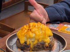 明太籽焗土豆-明洞阿姨·韩式酱蟹烤肉·创意料理(三元桥店)