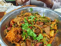 -愉肴麻辣香锅(中山路店)