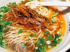 -湘人龙记老长沙米粉(鸟巢店)