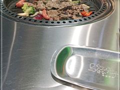 -马路牙子烧烤音乐酒馆(望京店)