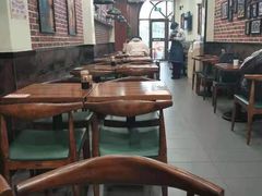 大堂-李先生牛肉面大王(青岛火车站东广场店)