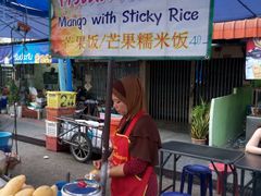 -芒果糯米饭摊子