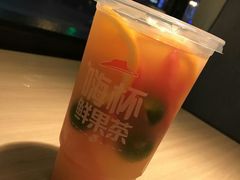 -必胜客(WOW朝阳商业城店)