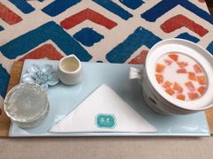 -燕庭·纯燕窝·甜品下午茶(南京西路店)