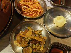 -西塔老太太泥炉烤肉(双井店)